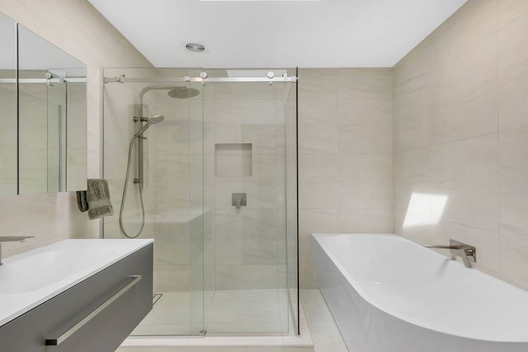 Photo of property in 8 Kentucky Street, Totara Park, Upper Hutt, 5018