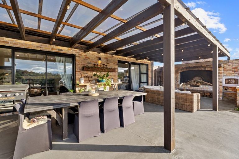 Photo of property in 7 Taemai Place, Okura Bush, Albany, 0794