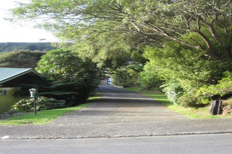 Photo of property in 3 Haven Grove, Naenae, Lower Hutt, 5011