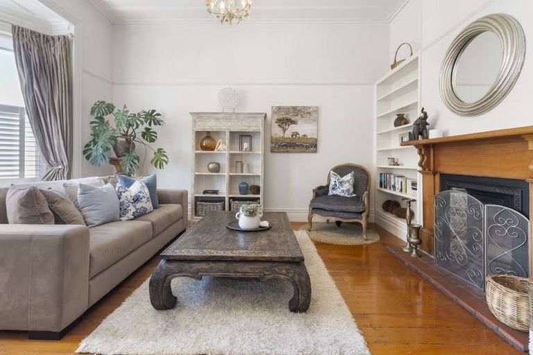 Photo of property in 143 Victoria Road, Devonport, Auckland, 0624