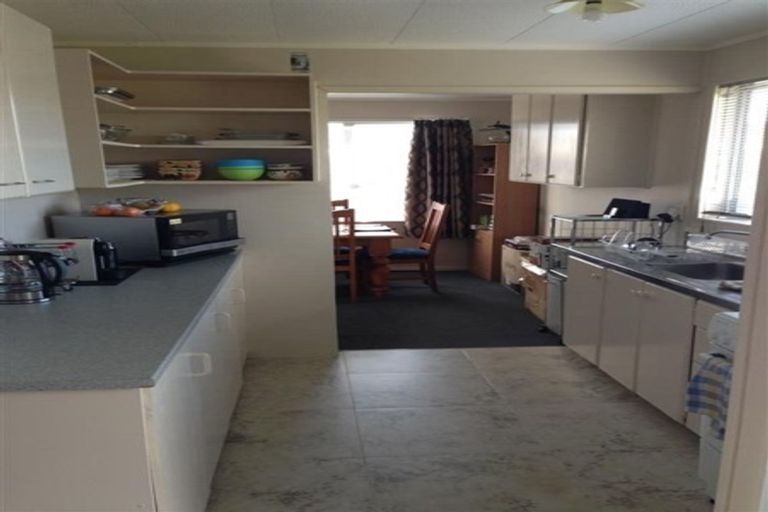 Photo of property in 174 Te Irirangi Drive, Clover Park, Auckland, 2019