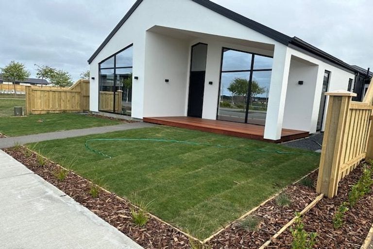 Photo of property in 20 Waituna Street, Pegasus, 7612