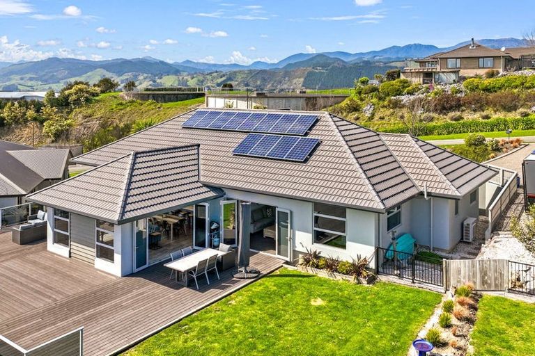 Photo of property in 26 Katania Heights, Brightwater, 7022