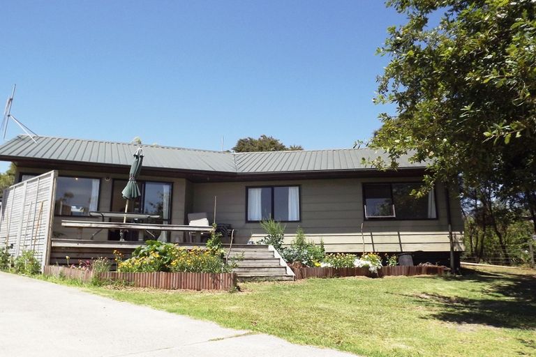 Photo of property in 9a Cross Street, Raglan, 3225