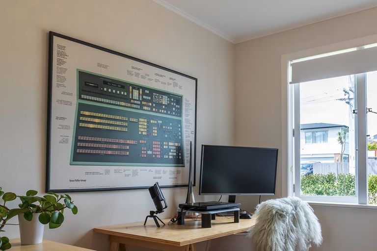 Photo of property in 79 Farquhar Road, Glendene, Auckland, 0602