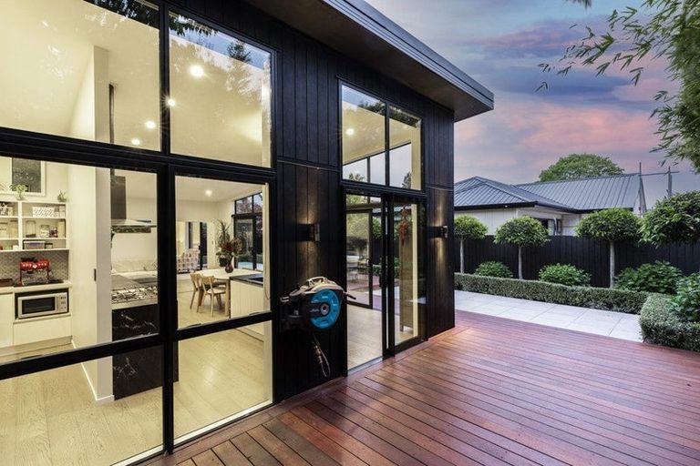 Photo of property in 91 Condell Avenue, Papanui, Christchurch, 8053