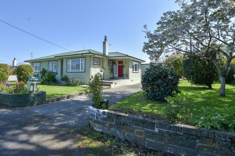 Photo of property in 13 Barrett Place, Carterton, 5713