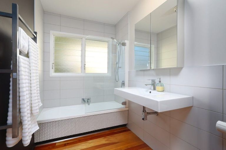 Photo of property in 24 Brooklands Road, Atawhai, Nelson, 7010