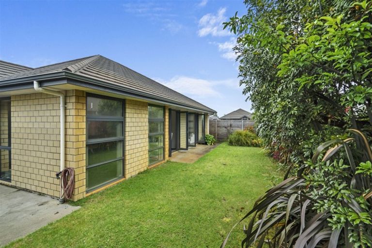 Photo of property in 11 Rainey Crescent, Papamoa Beach, Papamoa, 3118
