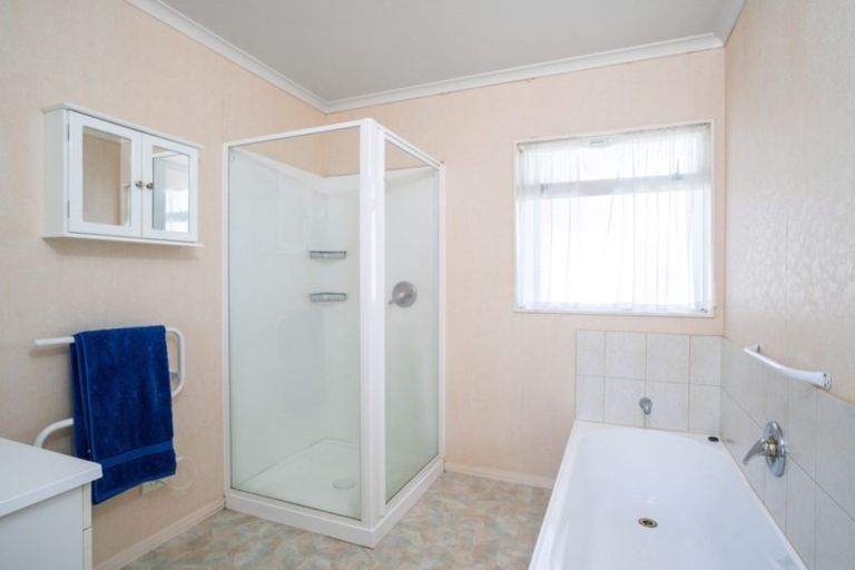 Photo of property in 51 Balmoral Drive, Hilltop, Taupo, 3330