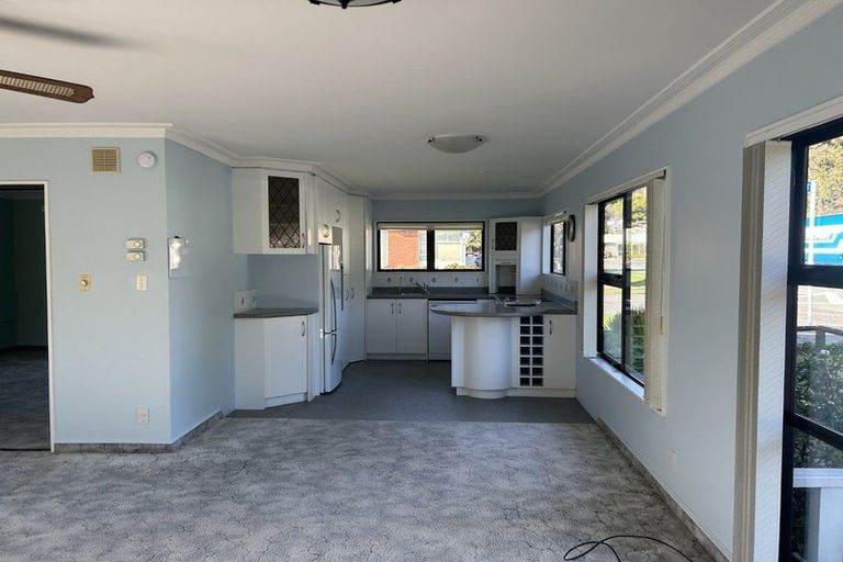 Photo of property in 12 Nelson Square, Picton, 7220