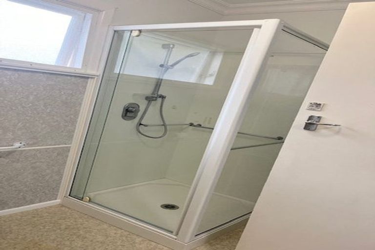 Photo of property in 17 Atmore Avenue, Otaki, 5512