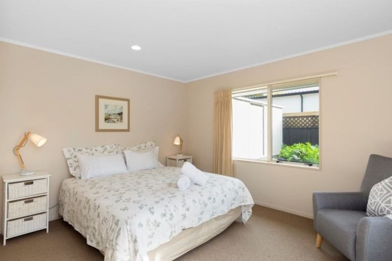 Photo of property in 30 Harlech Glen, Bethlehem, Tauranga, 3110