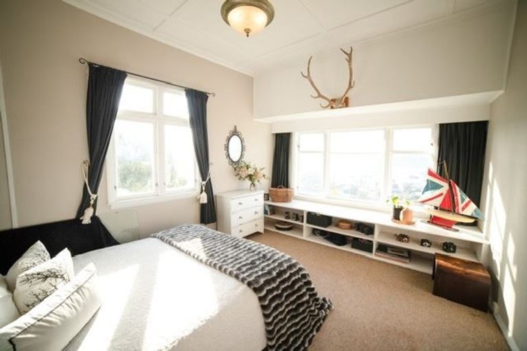 Photo of property in 1 Swan Street, Taihape, 4720