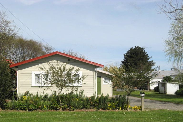 Photo of property in 42 Vance Street, Shannon, 4821