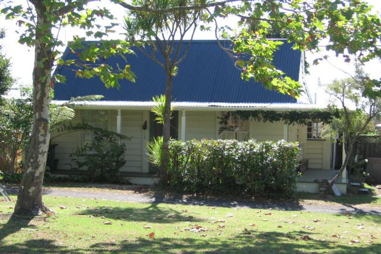 Photo of property in 1/25 Seabrook Avenue, New Lynn, Auckland, 0600