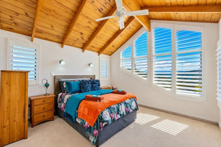 Photo of property in 400 Onemana Drive, Onemana, Whangamata, 3691