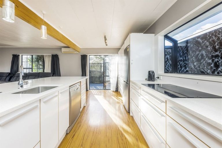 Photo of property in 7 Anglers Way, Wattle Downs, Auckland, 2102