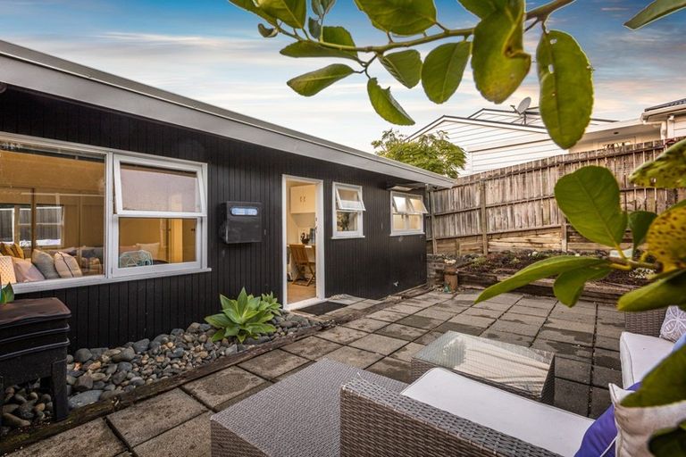 Photo of property in 1/14 Lake View Road, Takapuna, Auckland, 0622