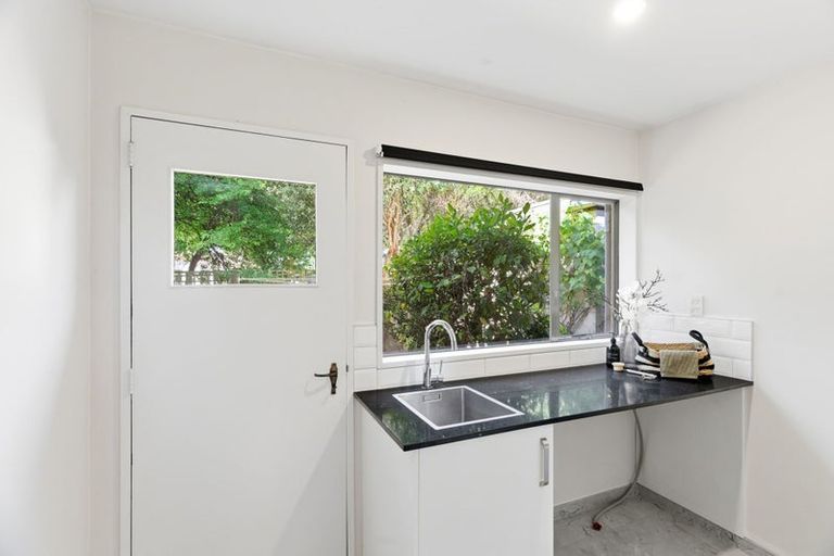 Photo of property in 27 Rubens Place, Burnside, Christchurch, 8053