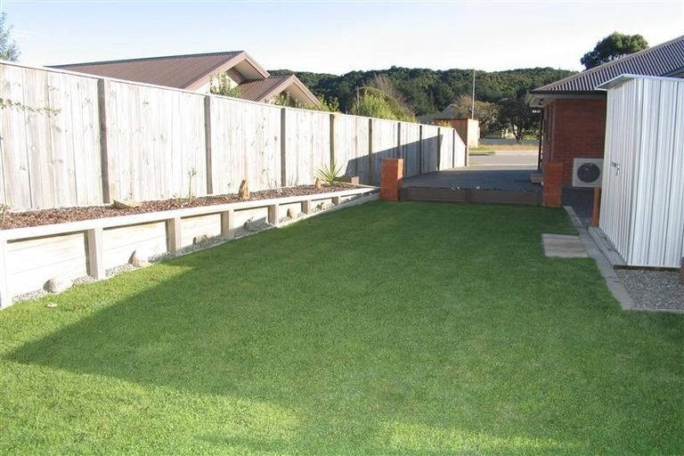 Photo of property in 5 Weka Place, Picton, 7220