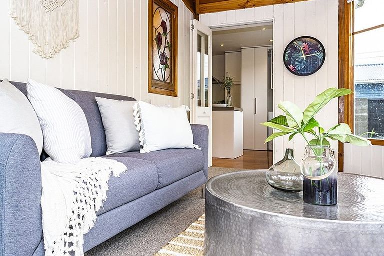 Photo of property in 20 Ropiha Street, Fitzroy, New Plymouth, 4312