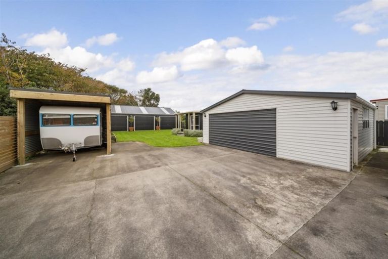 Photo of property in 38 Dixon Avenue, Hawera, 4610