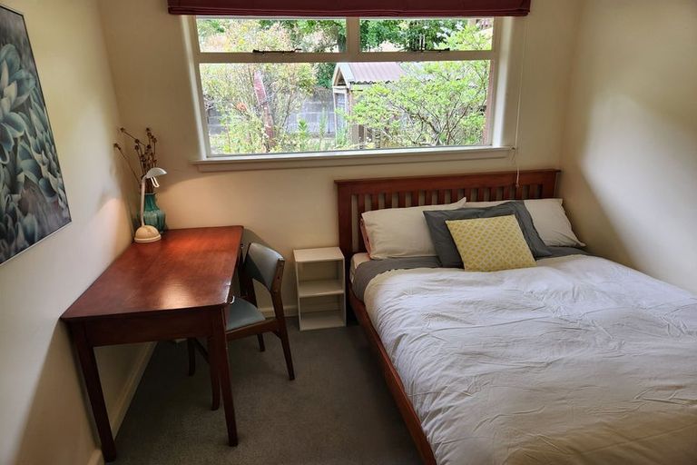 Photo of property in 34 Cannon Hill Crescent, Mount Pleasant, Christchurch, 8081