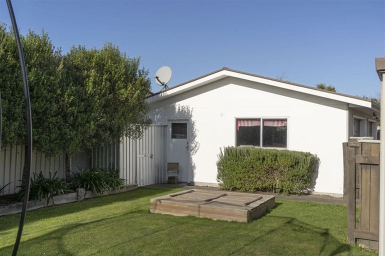 Photo of property in 16 Plunket Street, Solway, Masterton, 5810