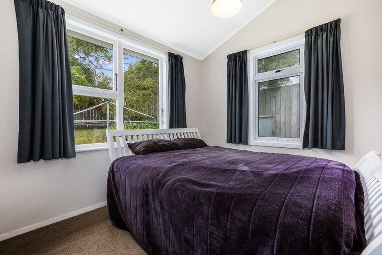 Photo of property in 172 Matai Road, Raumati Beach, Paraparaumu, 5032