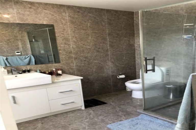 Photo of property in 19 Rohi Place, Flat Bush, Auckland, 2019