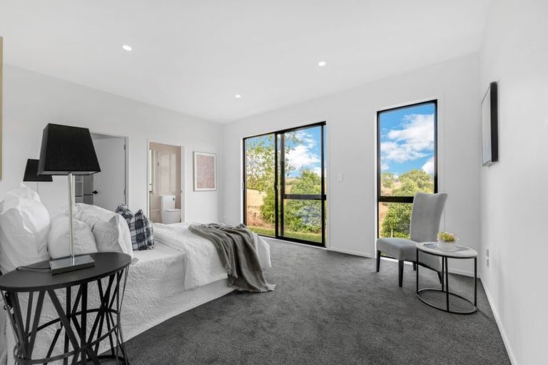 Photo of property in 39b Leathem Crescent, Pokeno, 2402