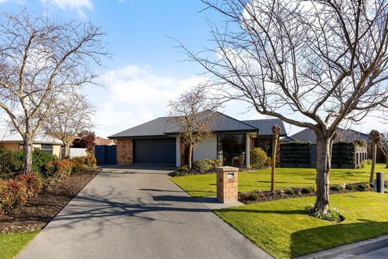 Photo of property in 5 Donovan Place, Aidanfield, Christchurch, 8025
