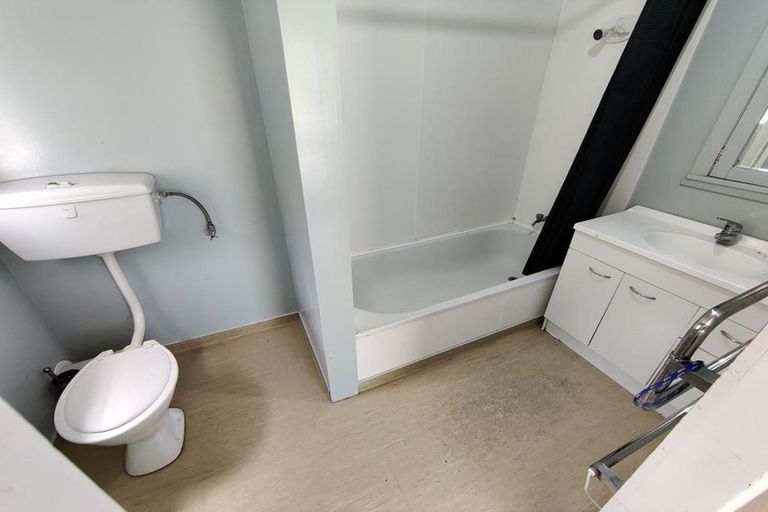 Photo of property in 3a Boyd Terrace, Newtown, Wellington, 6021