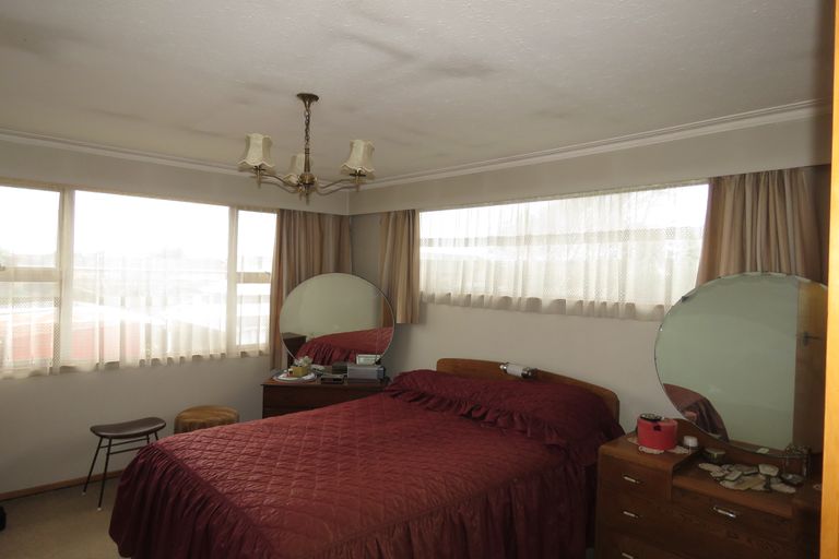 Photo of property in 61 Clifton Street, Windsor, Invercargill, 9810