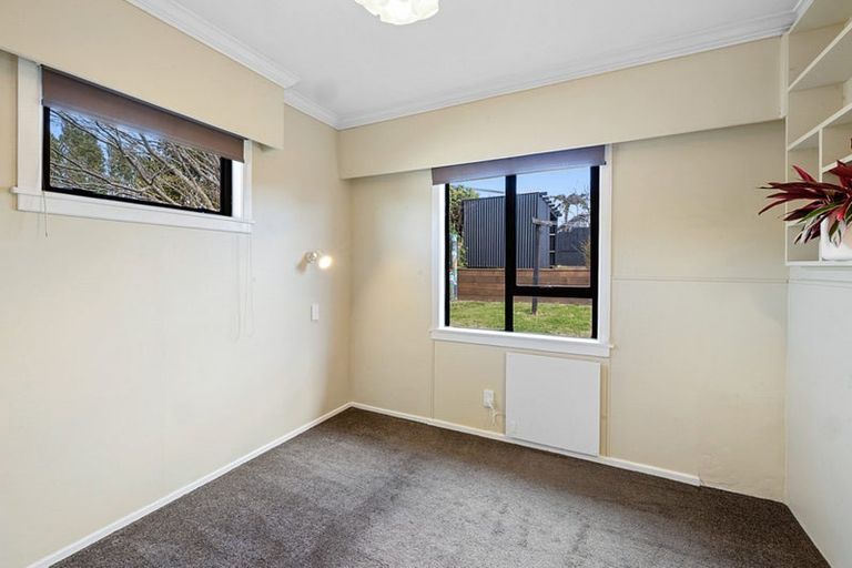 Photo of property in 79 Mould Street, Waitara, 4320