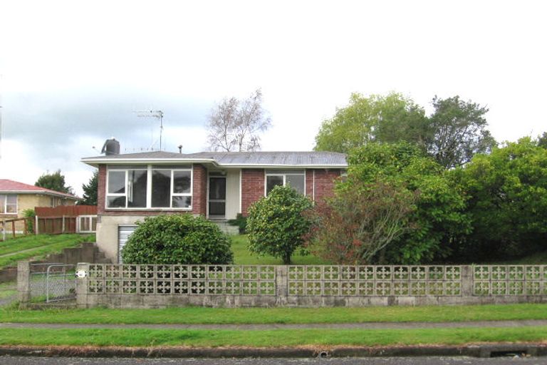 Photo of property in 15 John Street, Tokoroa, 3420