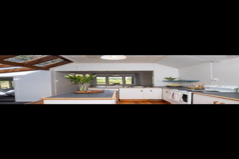 Photo of property in 42 Kuku Street, Te Awanga, 4102