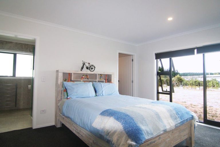 Photo of property in 14 Truebridge Drive, Waitarere, Levin, 5510