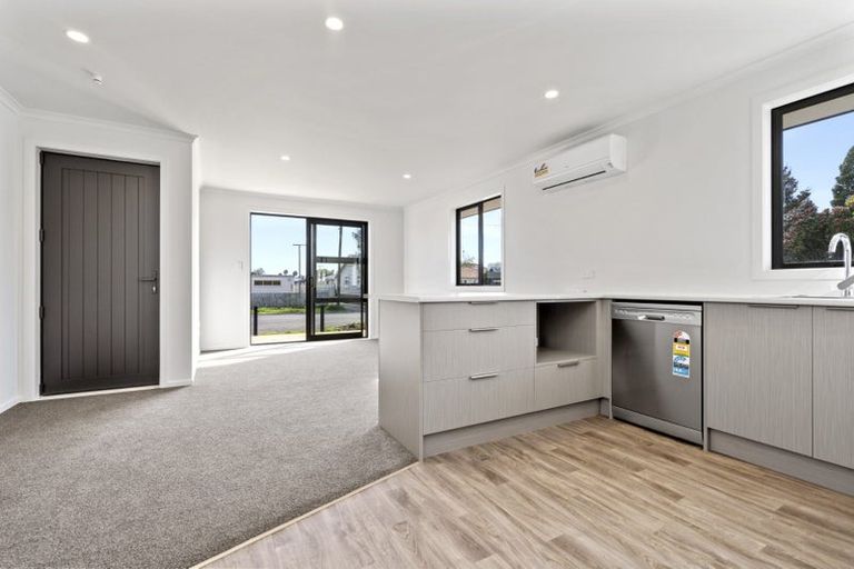 Photo of property in 1/53 Bandon Street, Frankton, Hamilton, 3204