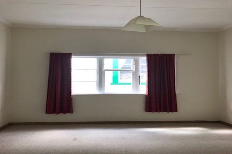 Photo of property in 39 Austin Street, Mount Victoria, Wellington, 6011