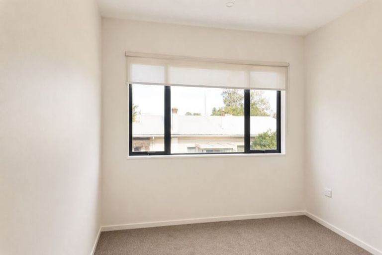 Photo of property in 1/19 Earlsworth Road, Mangere East, Auckland, 2024