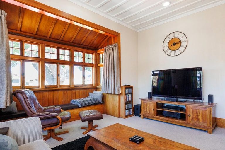 Photo of property in 287 College Street, West End, Palmerston North, 4410