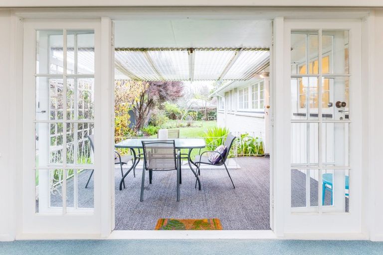 Photo of property in 8 James Cook Street, Havelock North, 4130