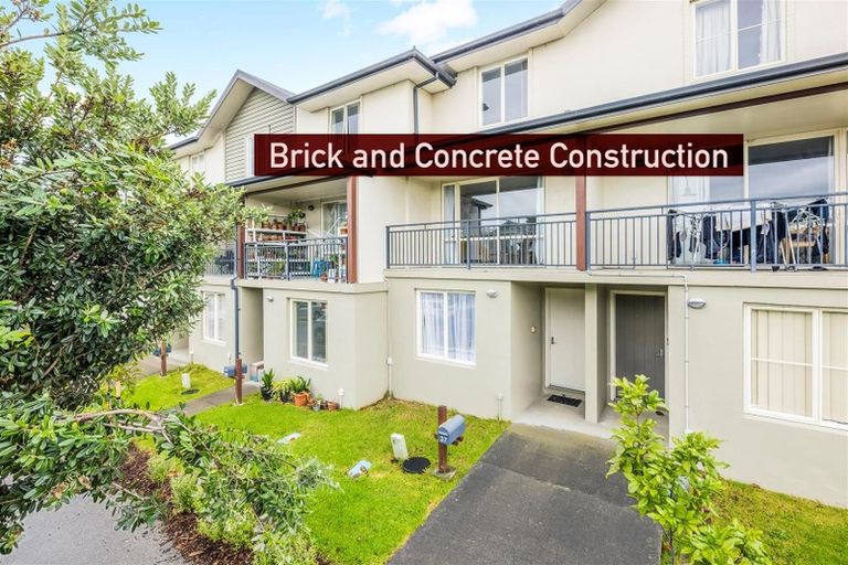 Photo of property in 37 Kirikiri Lane, East Tamaki, Auckland, 2013