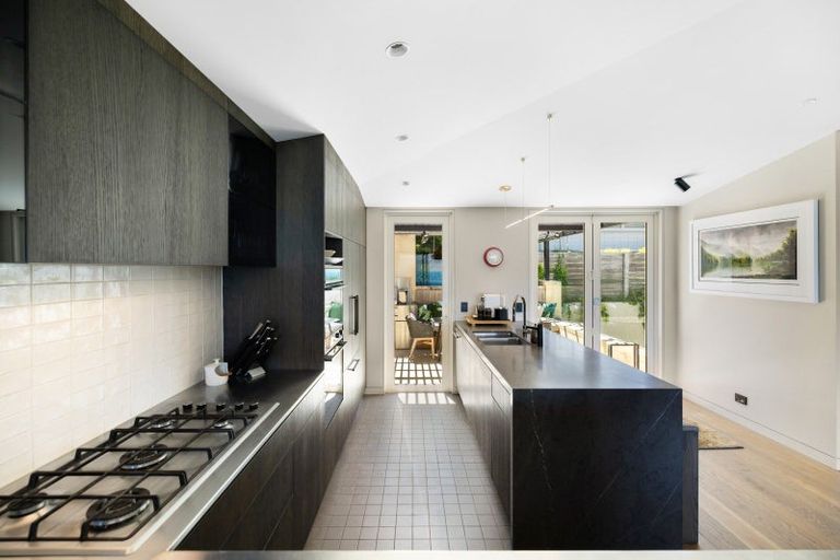 Photo of property in 55e Kent Street, Queenstown, 9300