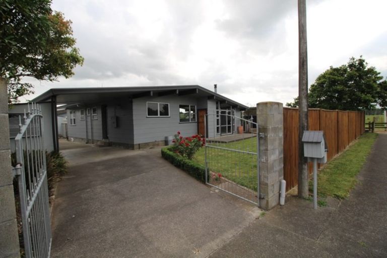 Photo of property in 9 Walker Crescent, Bulls, 4818