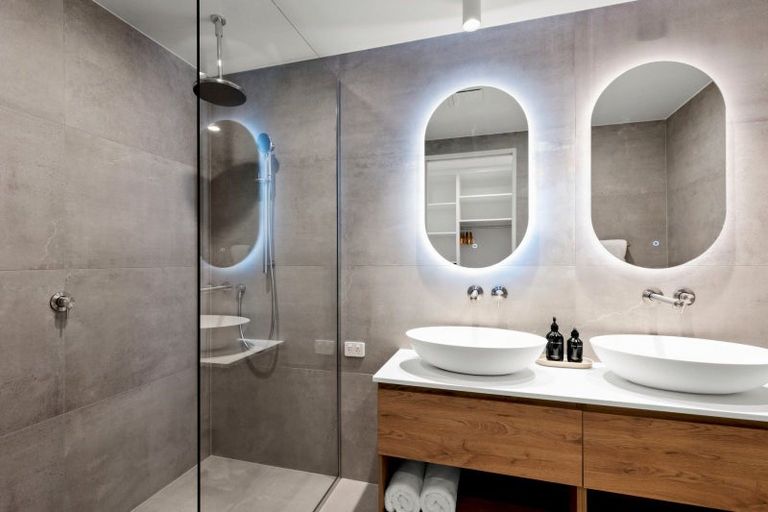 Photo of property in 16 Station Bay Rise, Lake Tekapo, 7999