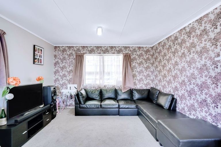 Photo of property in 3 Kenney Crescent, Fairfield, Hamilton, 3214