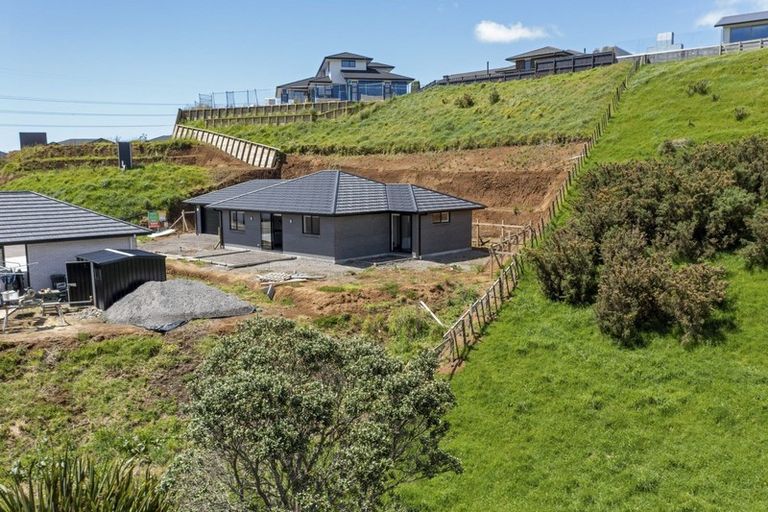 Photo of property in 64 Fernbrook Drive, Hurworth, New Plymouth, 4310